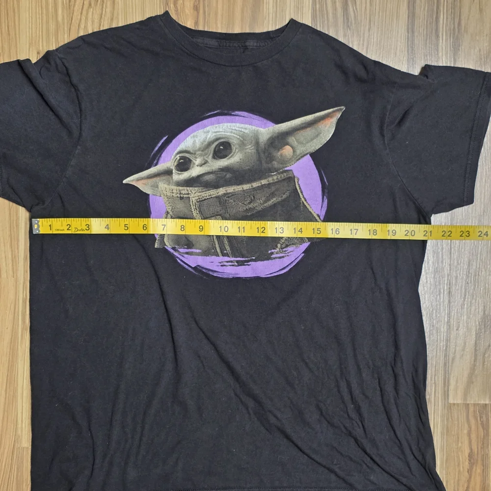 Star Wars Fith Sun‎ Men's The Mandalorian The Child Portrait T-shirt Size Large
